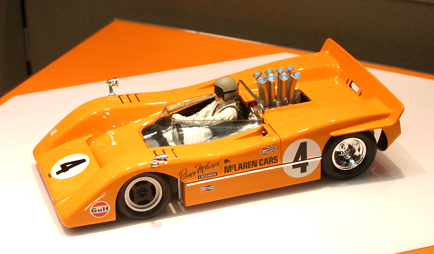 McLaren M8A 1968 Tamiya 1/18 Scale Car  Kit 