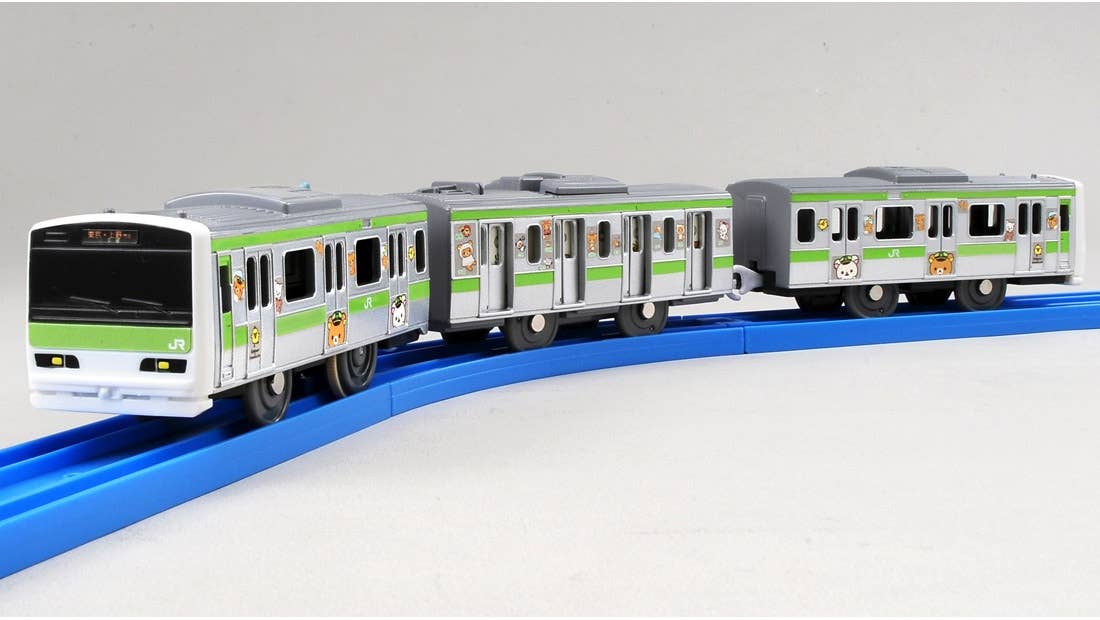 Plarail SC-05 Rilakkuma x Yamanote Line Wrapping Train | HLJ.com display picture 1