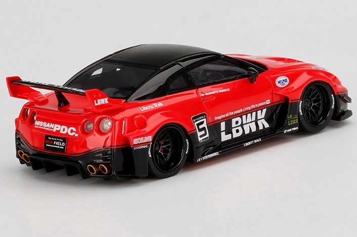 LB-Silhouette WORKS GT Nissan 35GT-RR Version 1 Red / Black | HLJ.com