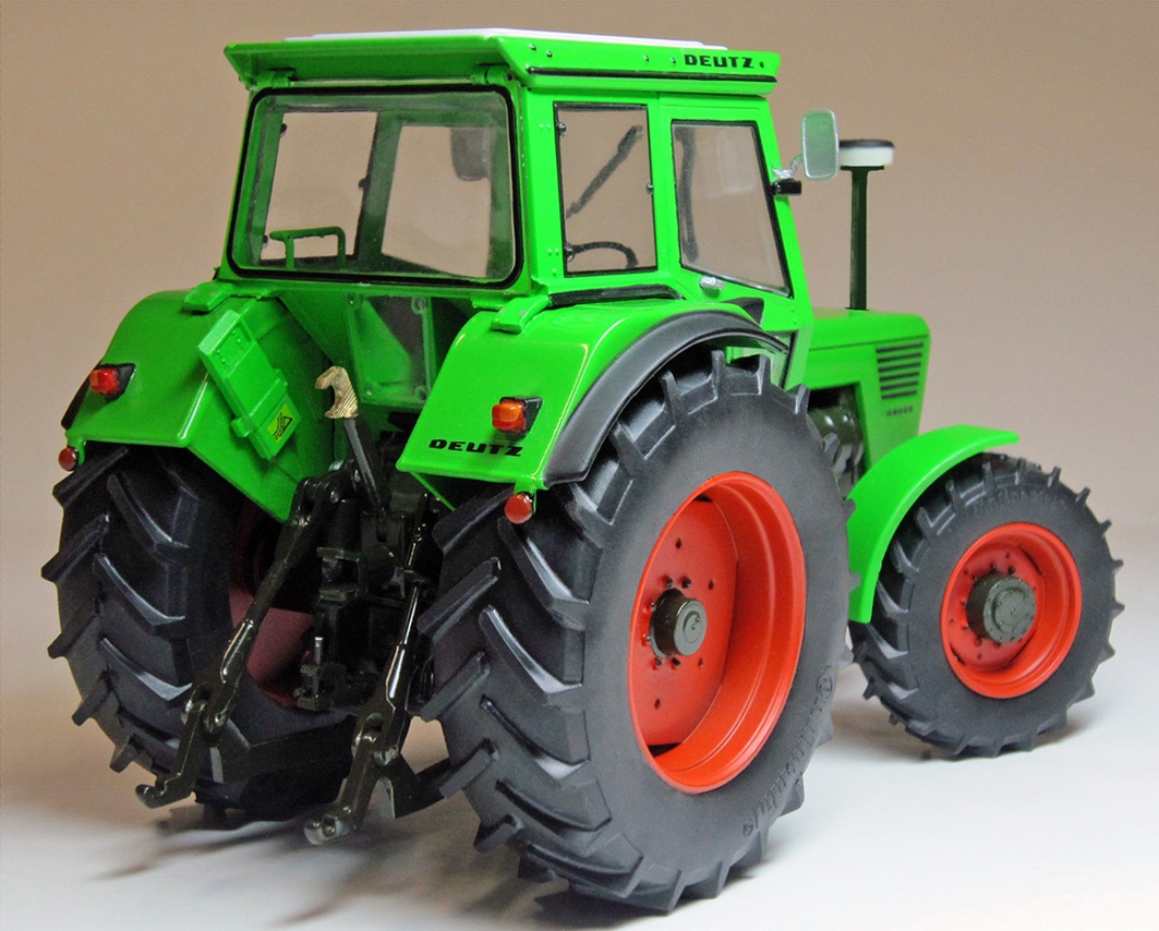 Weise-Toys scale 1:32 Deutz D 80 06 with Cabin Green Tractor