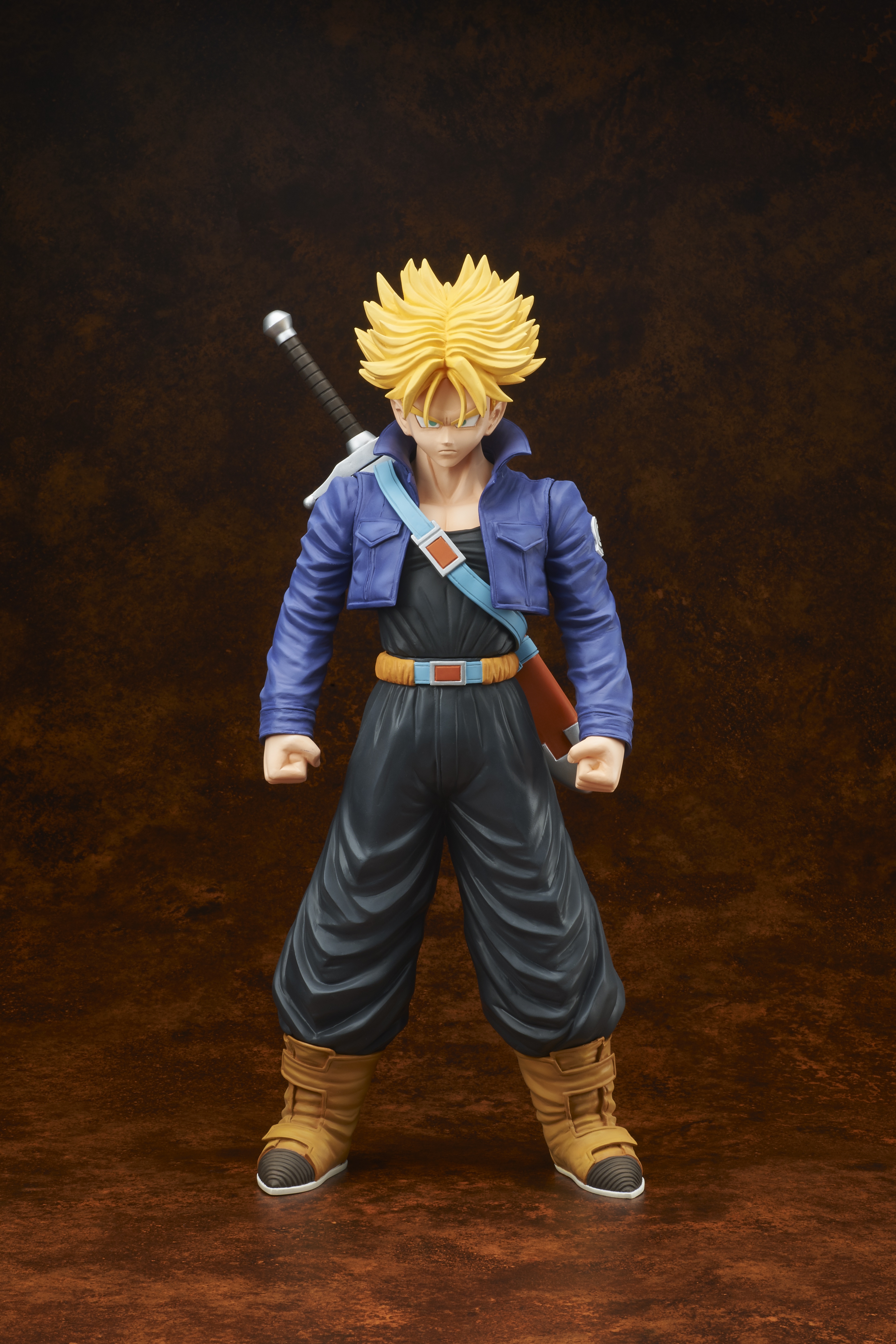 Gigantic Series Dragon Ball: Super Saiyan Trunks Gigantic Series Dragon Ball: Super Saiyan Trunks