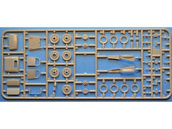 1/72 US G7105 1,5t 4 x 4 Panel Delivery truck