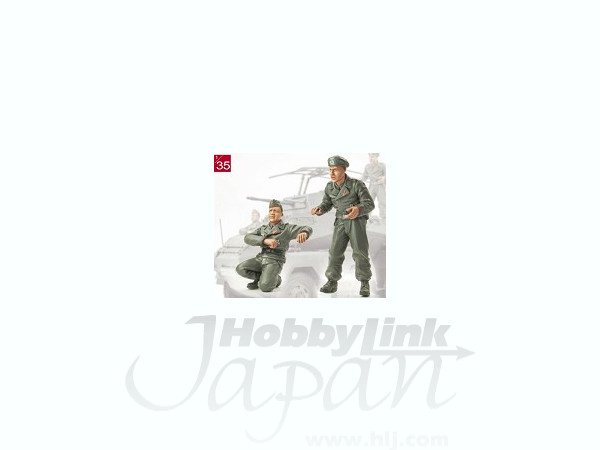 Sdkfz232 Panzerfunkwagen Crew (2 figures)