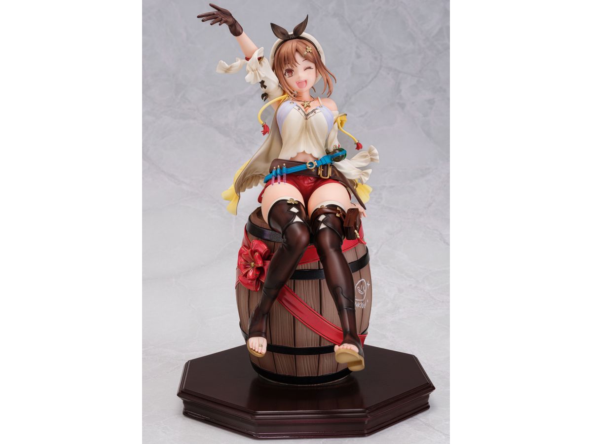 Atelier Ryza: Ever Darkness & the Secret Hideout: Ryza Atelier Series 25th Anniversary Ver. Normal Edition
