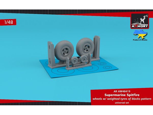 Supermarine Spitfire wheels w/ weighted tyres of block pattern & 4-spoke hubs
