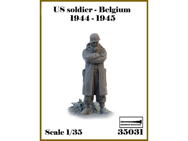 WWII US Belgian Battle 1944-1945 #4 Soldier with Folded Arms (1pcs)