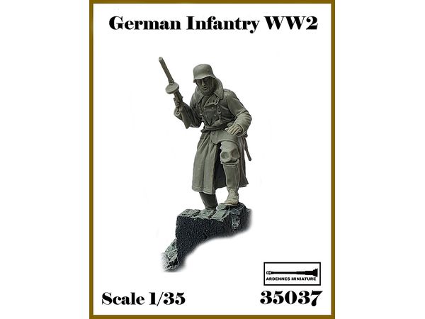 WWII German Infantry #1 Soldier with PPSh-41 (1pcs)