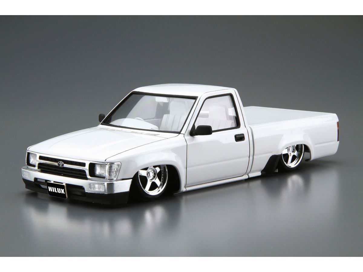 RN80 Hilux Custom '95 (Toyota)
