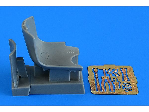 Macchi MC.202 seat - early v. (For. Italeri)