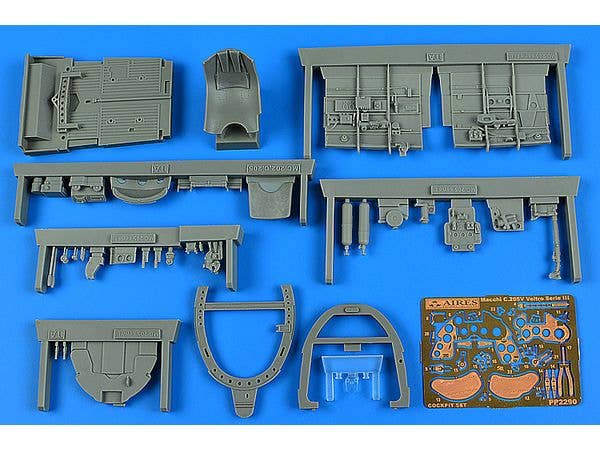 Macchi C.205V Veltro serie III cockpit set (for.ITALERI)