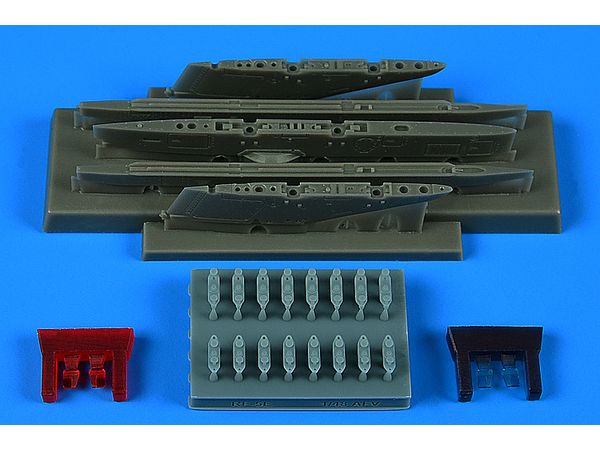RF-5E Tiger II pylons & missile launchers