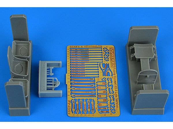 Fairey Gannet AS.4 seats late v. (for AIRFIX)