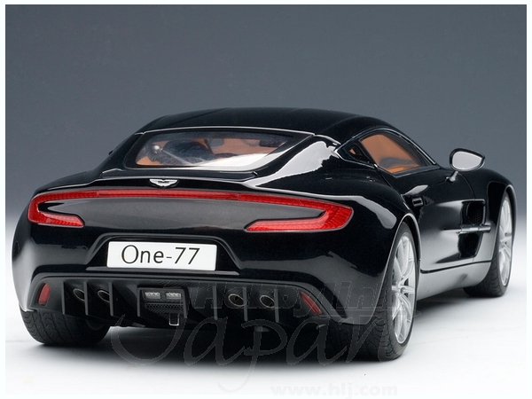 AUTOart 1:18 Scale Aston Martin ONE77 Black Alloy Diecast