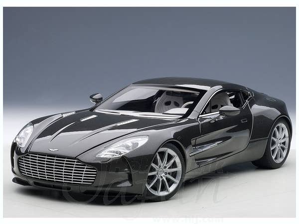 1/18 オートアート アストンマーティン ONE-77 ミニカー グレー