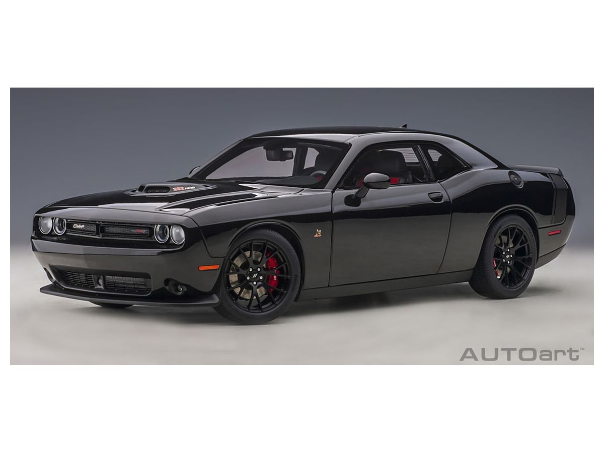 Dodge Challenger 392 Hemi Scat Pack Shaker 2018 (Black)