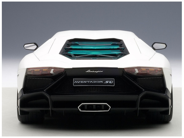 Lamborghini Aventador LP720-4 50th Anniversary Ed. White Lamborghini Aventador LP720-4 50th Anniversary Ed. White