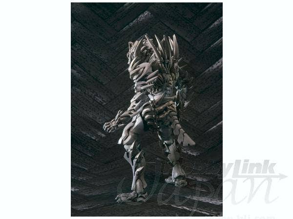 SIC Kiwamidamashii Wolf Orphnoch | HLJ.com