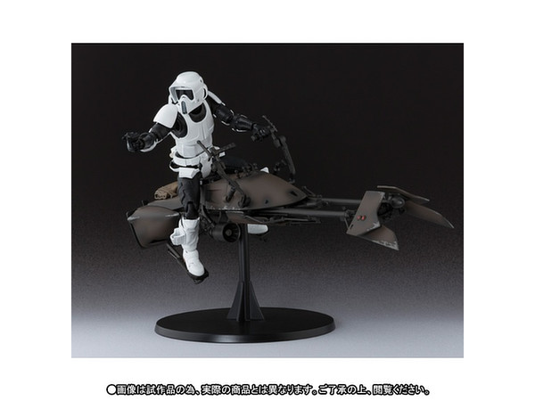 S.H. Figuarts Scout Trooper & Speeder Bike (Premium Bandai)