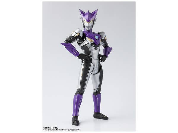 S.H.Figuarts Ultraman Rosso Wind