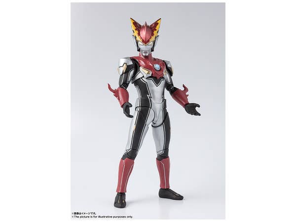 S.H.Figuarts Ultraman Rosso Flame