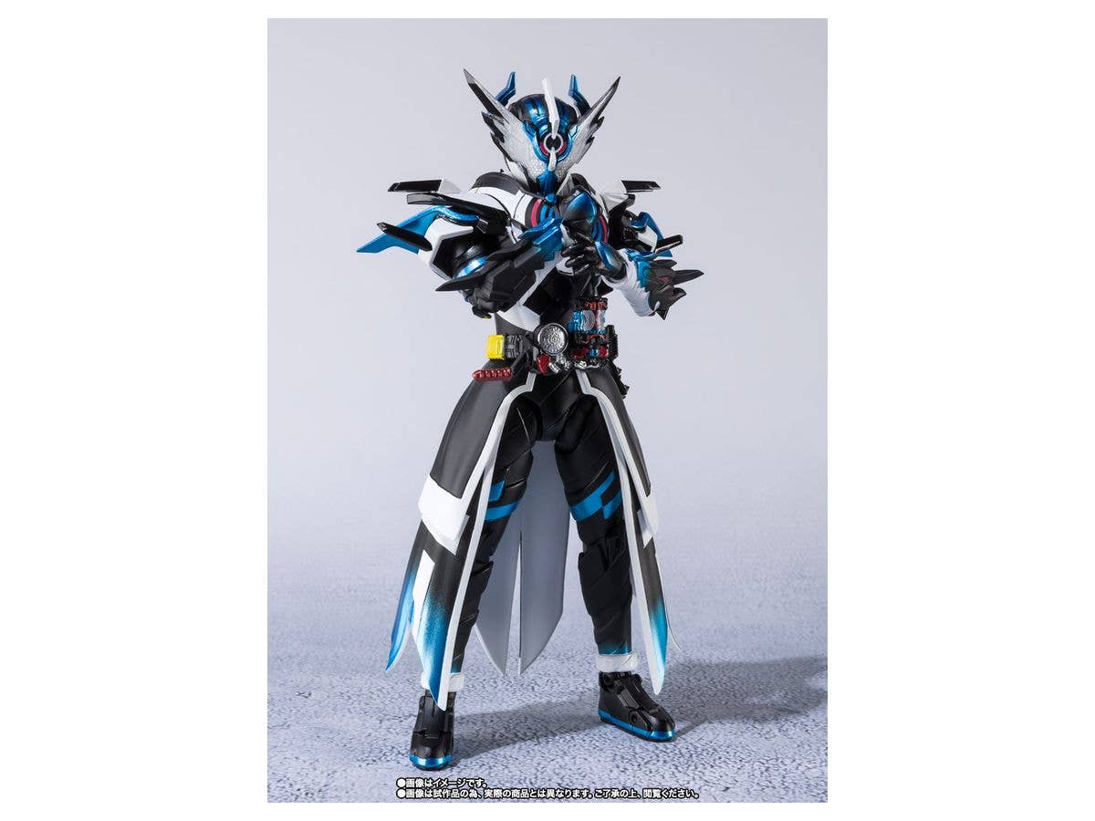 Pre-Owned (Unopened/Like New) S.H.Figuarts Kamen Rider Cross-Zevol