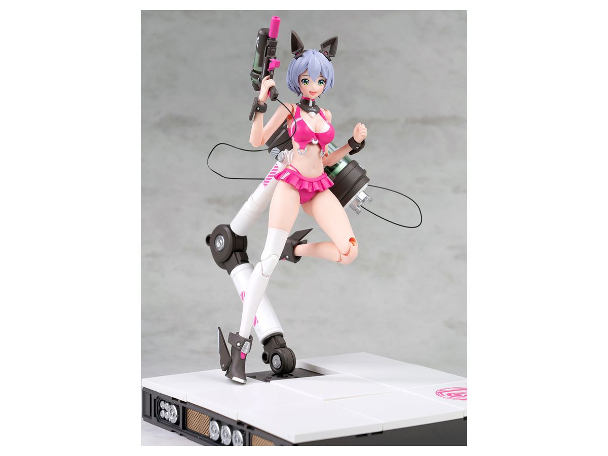 Beach Daisakusen Yuna Action Figure
