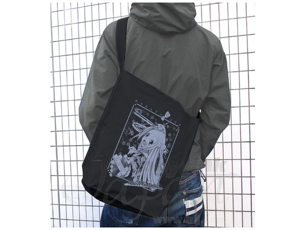 Hana N Fontainstand Shoulder Tote Bag