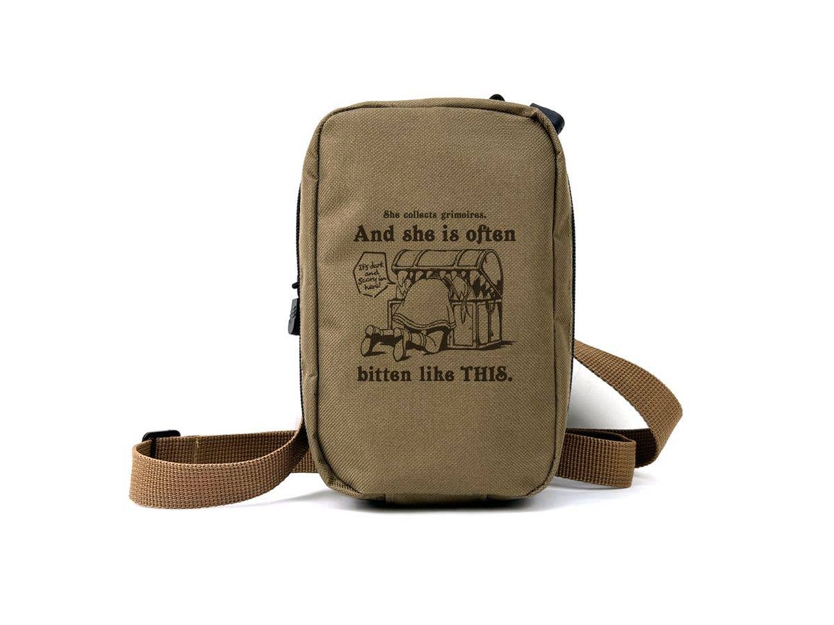 Frieren: Beyond Journey's End: Frieren Being Eaten By A Mimic Mini Shoulder Pouch / Sand Khaki