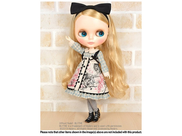Dear Darling Fashion for Dolls: Being Alice (for 22cm Dolls)
