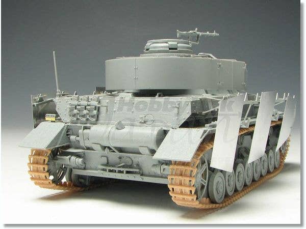 Pz.Kpfw.IV Ausf.H Late Production w/Zimmerit | HLJ.com