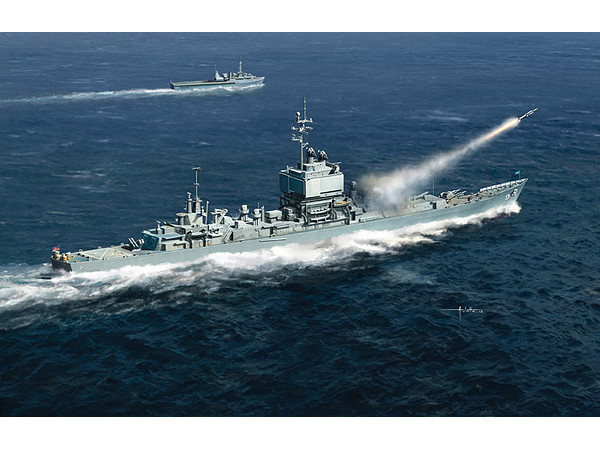 USS Long Beach CGN-9 1980