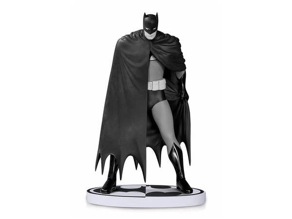 Batman Black & White Statue: David Mazzucchelli 2nd Edition