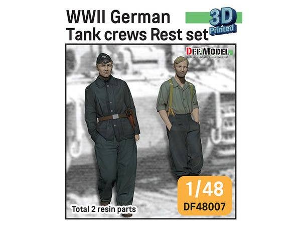 WWII German Tank Crew Rest Leaning Front of Tiger (2Fig.)