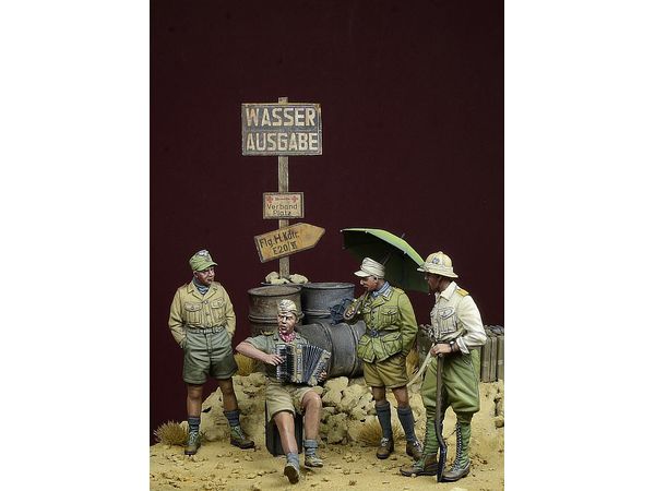 WWII German Desert Song DAK Soldiers Resting Set North Africa 1941-43 (4 Figures)