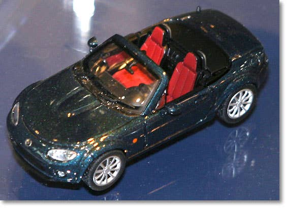 EBBRO MAZDA ROADSTER 2005年 ウィニングブルー Amazon | 1/43 ROADSTER 2005年 Winning Blue ロードスター NC