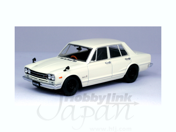 Skyline GT-R PGC10 White