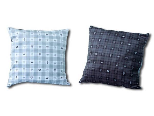 Kingdom Hearts: Cushion Cover (Emblem)