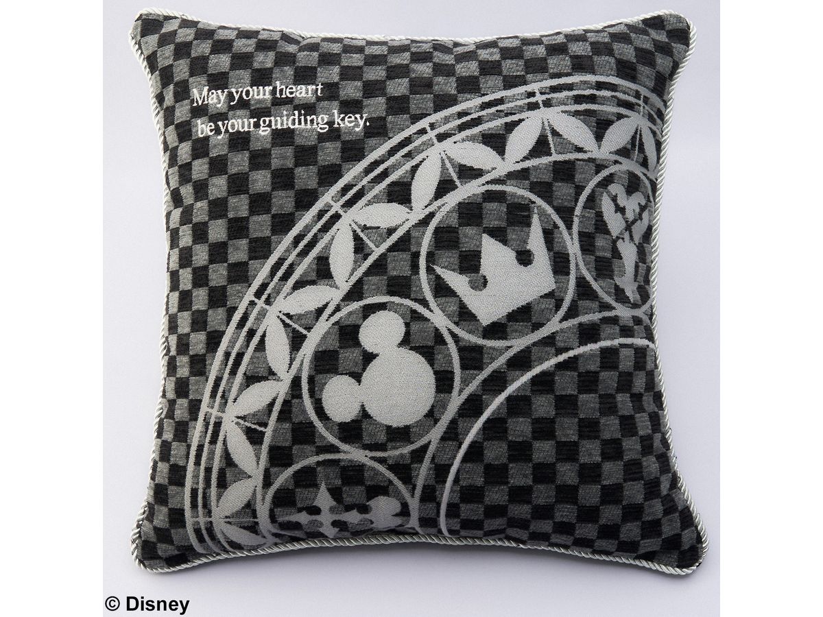 KINGDOM HEARTS Cushion