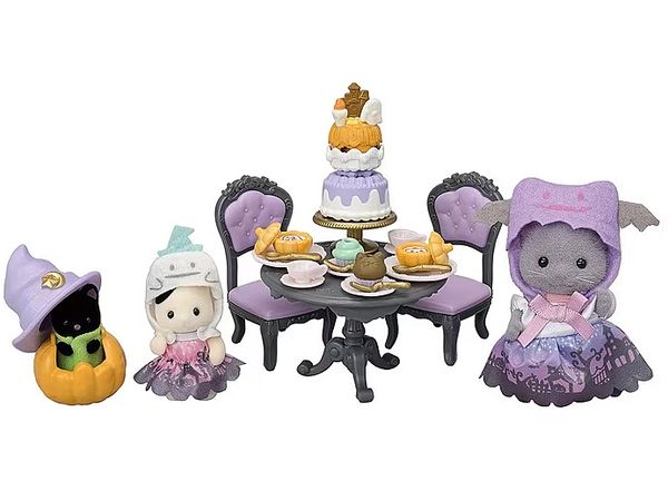 Sylvanian Families Dokidoki Henshin! Halloween Party Set