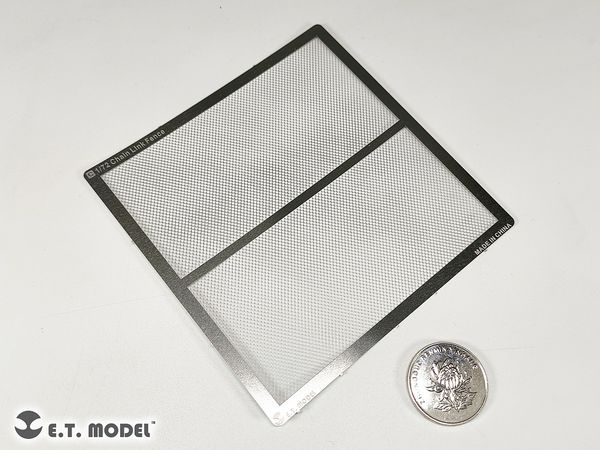 General-purpose wire mesh fence etching