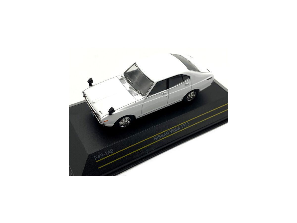 Nissan Violet 73 White F43142