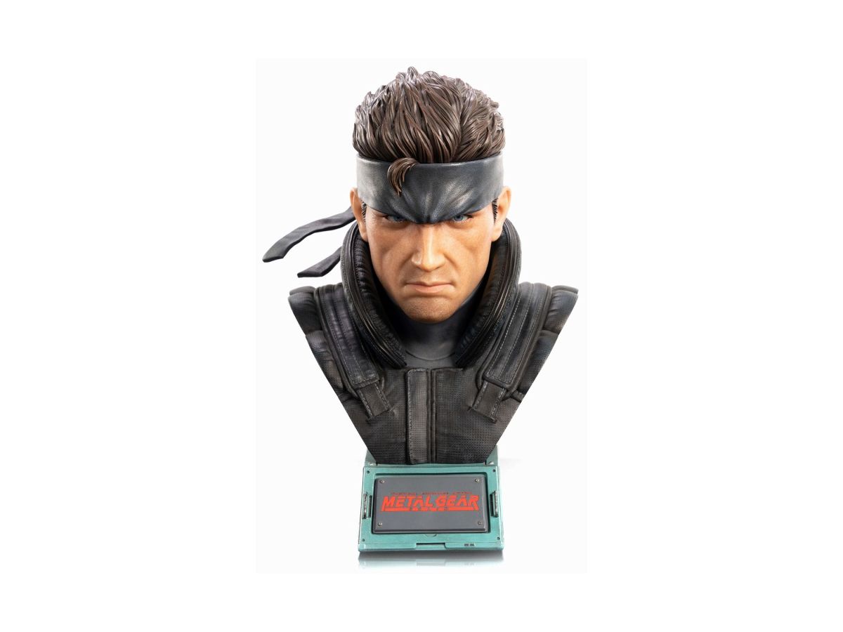 Metal Gear Solid / Solid Snake Lifesize Bust
