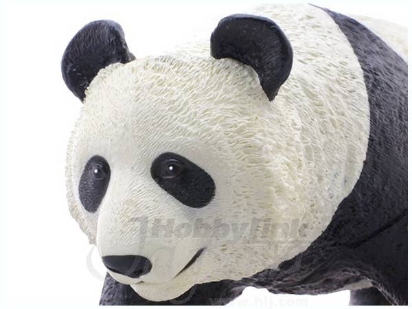 Giant Panda Vinyl Model | HLJ.com