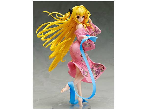 To Love-Ru Darkness: Golden Darkness Yukata Ver. PVC
