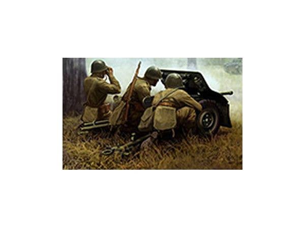 Includes two 37mm Bofors anti-tank guns and six artillery pieces