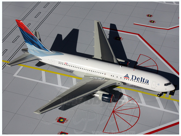 767-200 Delta Air Lines COLORS IN MOTION N101DA | HLJ.com 767-200 Delta Air Lines COLORS IN MOTION N101DA | HLJ.com
