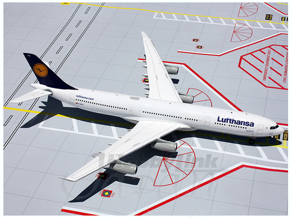 A340-300 Lufthansa D-AIFC | HLJ.com A340-300 Lufthansa D-AIFC | HLJ.com
