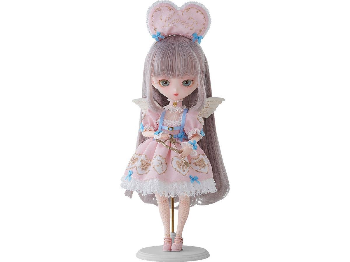 Harmonia bloom Seasonal Doll epine