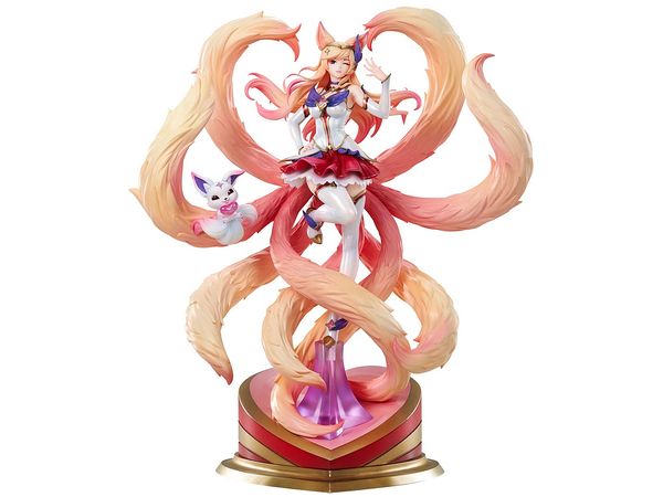 League of Legends: Star Guardian Ahri Figure