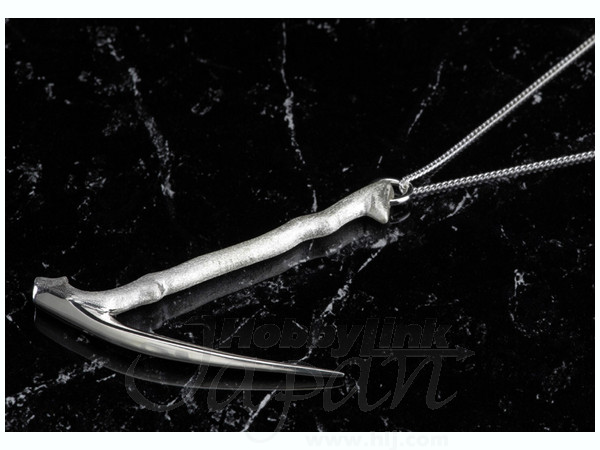Kira's Deathscythe Pendant